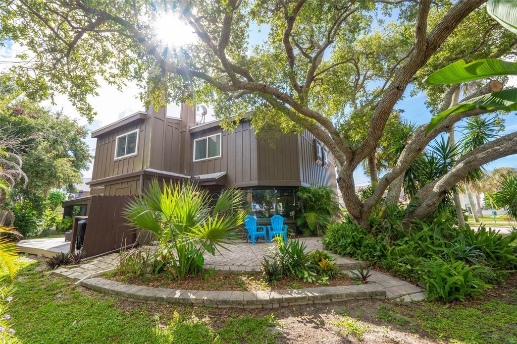 Photo of 8500 Rosalind Avenue #1, Cape Canaveral, FL 32920 (MLS # O6439368)