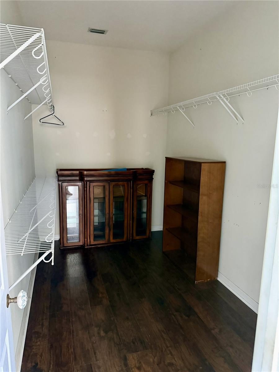 BROOKHAVEN - Residential