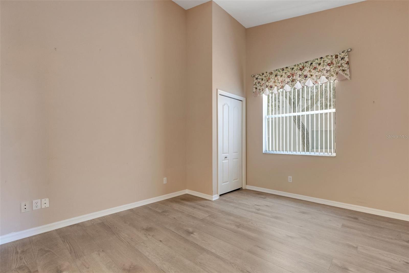 STONEYBROOK GOLF & COUNTRY CLUB - Residential