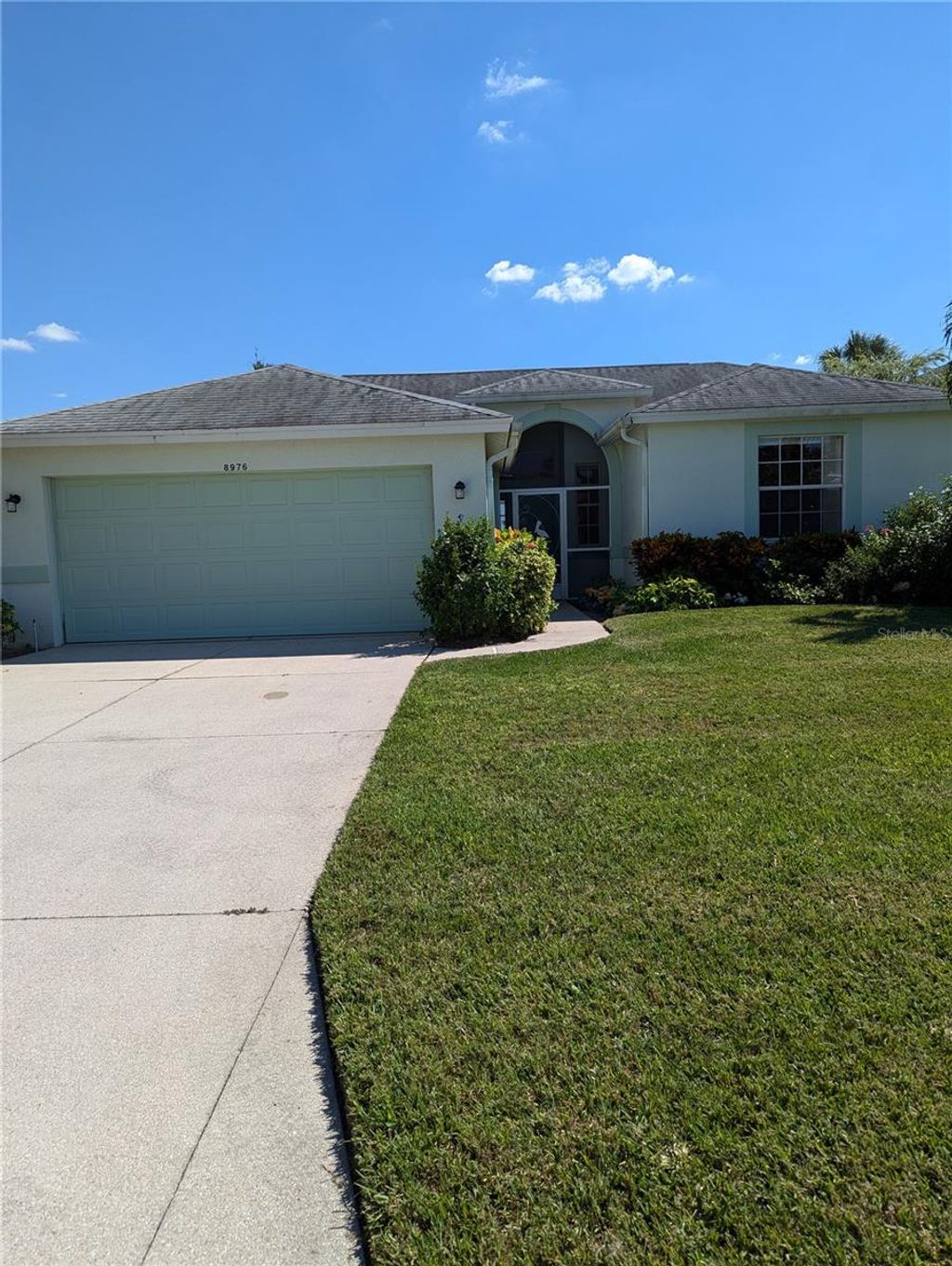 Photo of 8976 Whitemarsh Avenue, Sarasota, FL 34238 (MLS # A4666547)