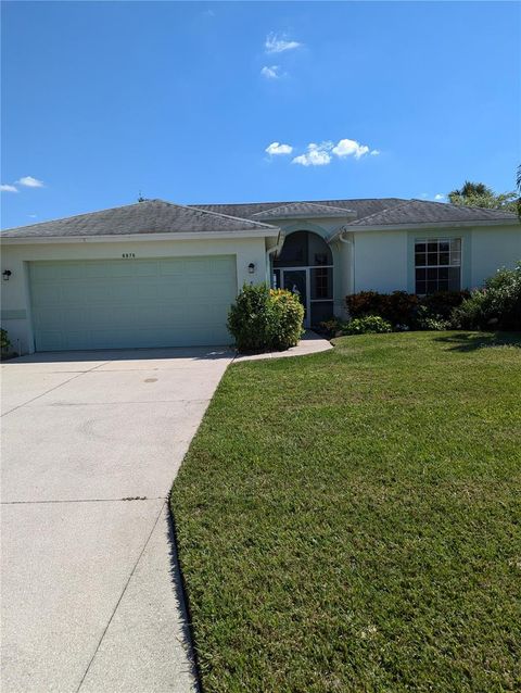 8976 WHITEMARSH AVENUE SARASOTA FL 34238