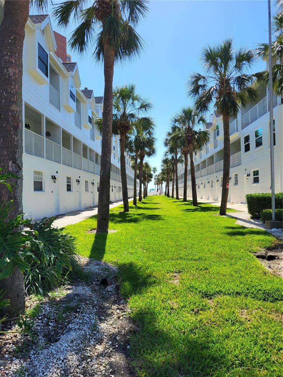 SUNSET REEF - Residential