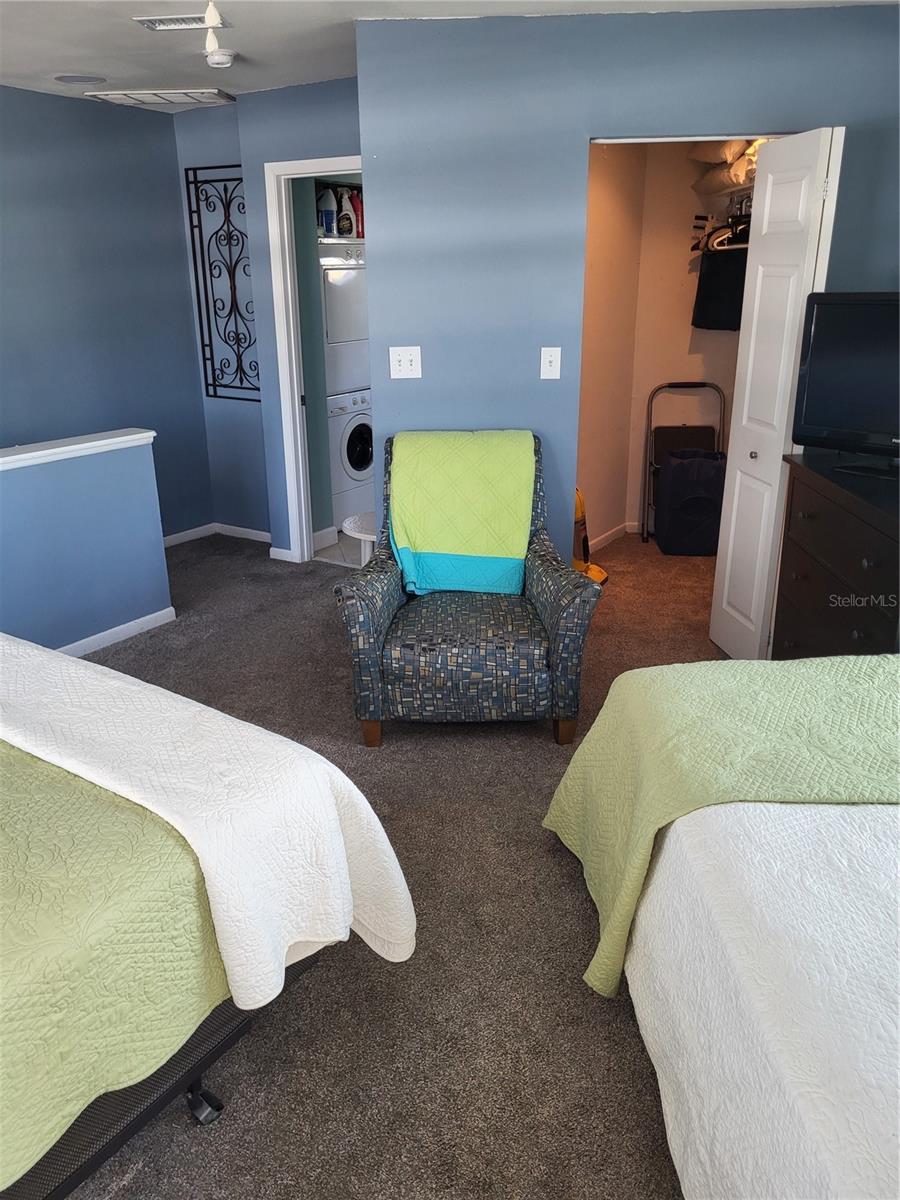 SUNSET REEF - Residential