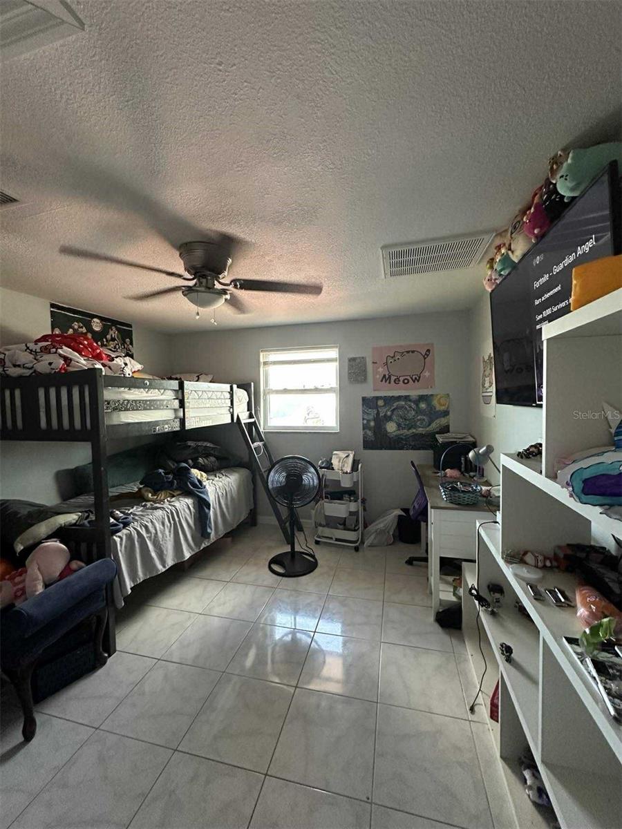 WARM MINERAL SPGS - Residential Income