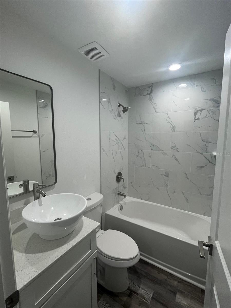 PORT CHARLOTTE SEC 085 - Residential Lease