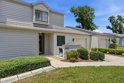 Tiny photo for 1910 SE 37th Court Circle, Ocala, FL 34471 (MLS # OM724725)