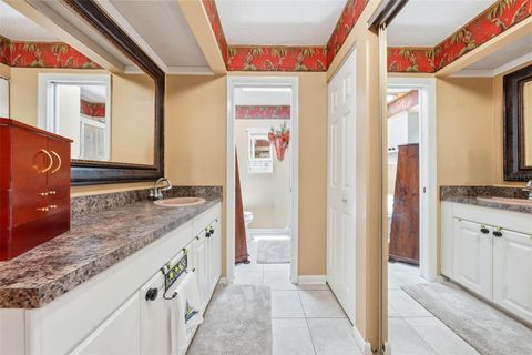 Tiny photo for 1910 SE 37th Court Circle, Ocala, FL 34471 (MLS # OM724725)