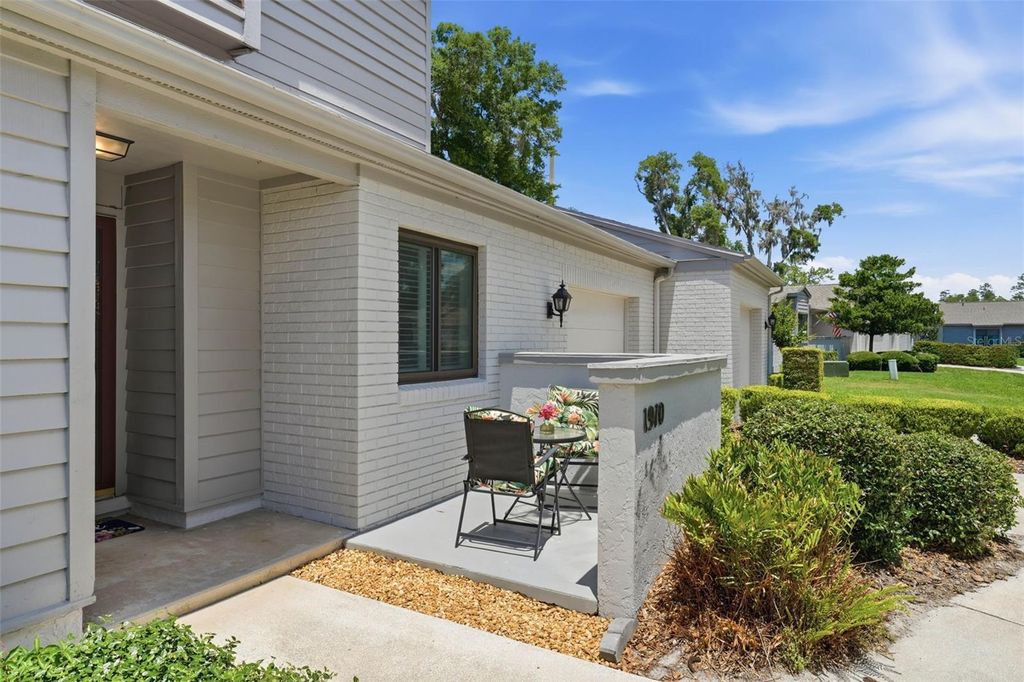 Photo of 1910 SE 37th Court Circle, Ocala, FL 34471 (MLS # OM724725)