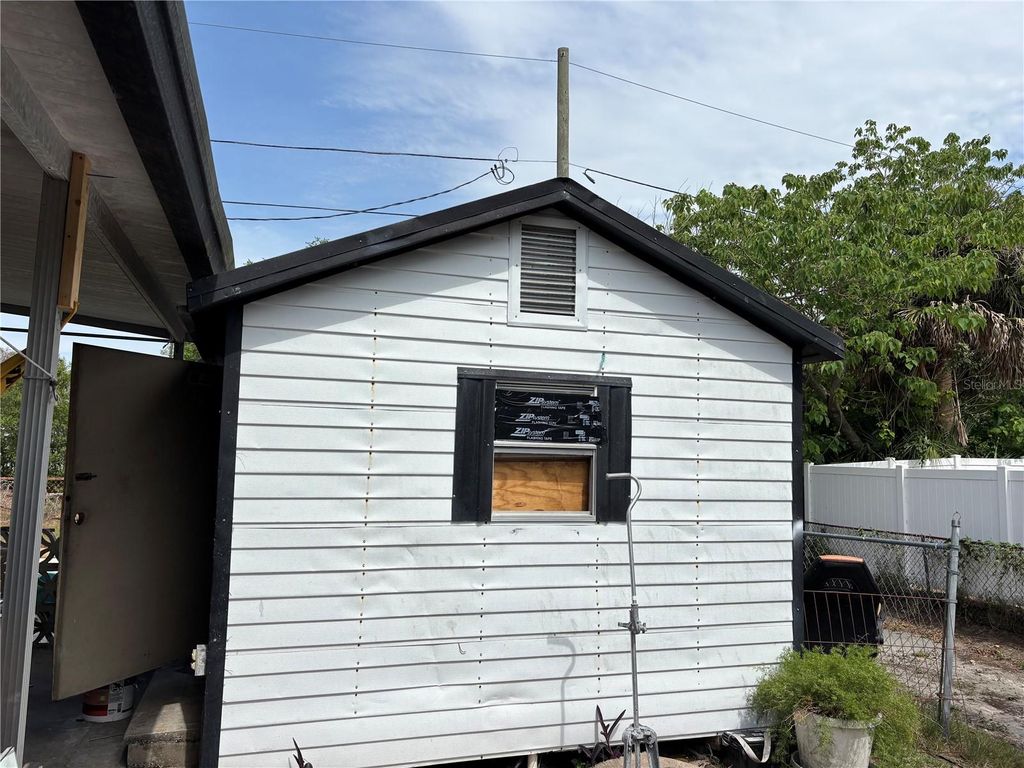 Photo of 5829 Sunshine Park Drive, New Port Richey, FL 34652 (MLS # TB8505309)