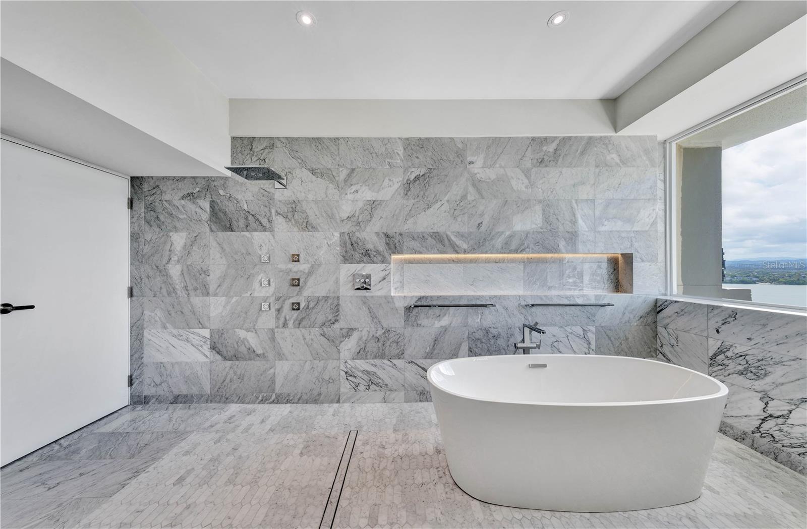 ISLA VERDE - Residential