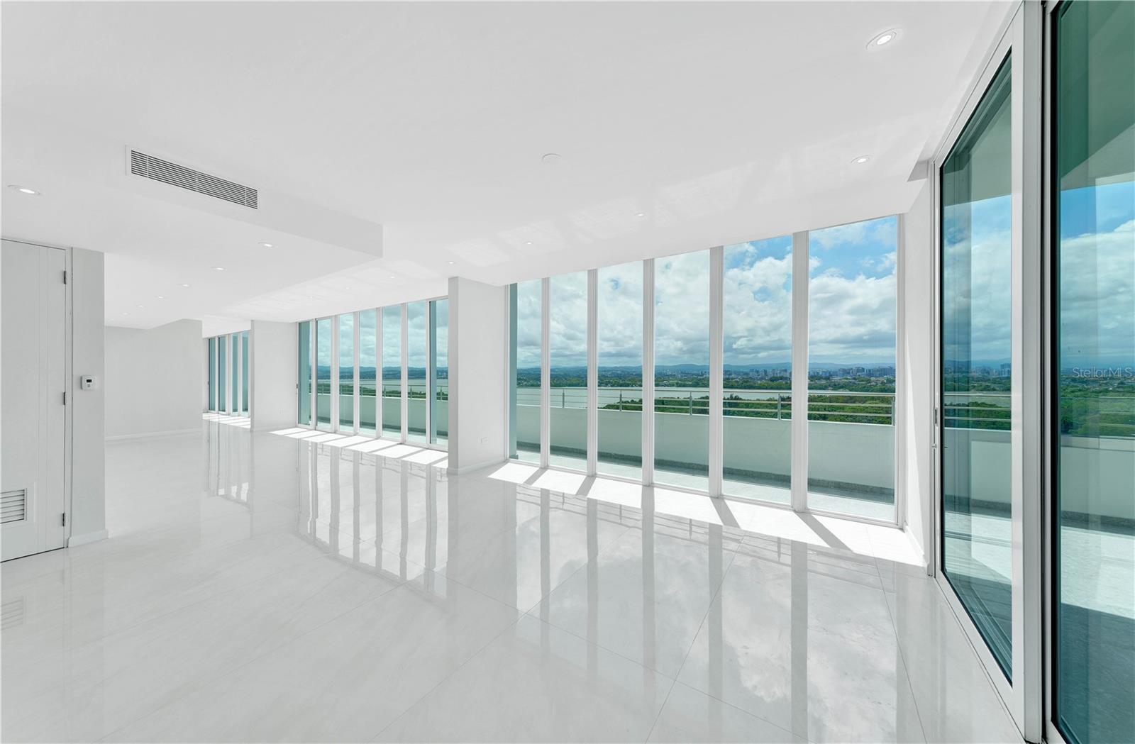 ISLA VERDE - Residential