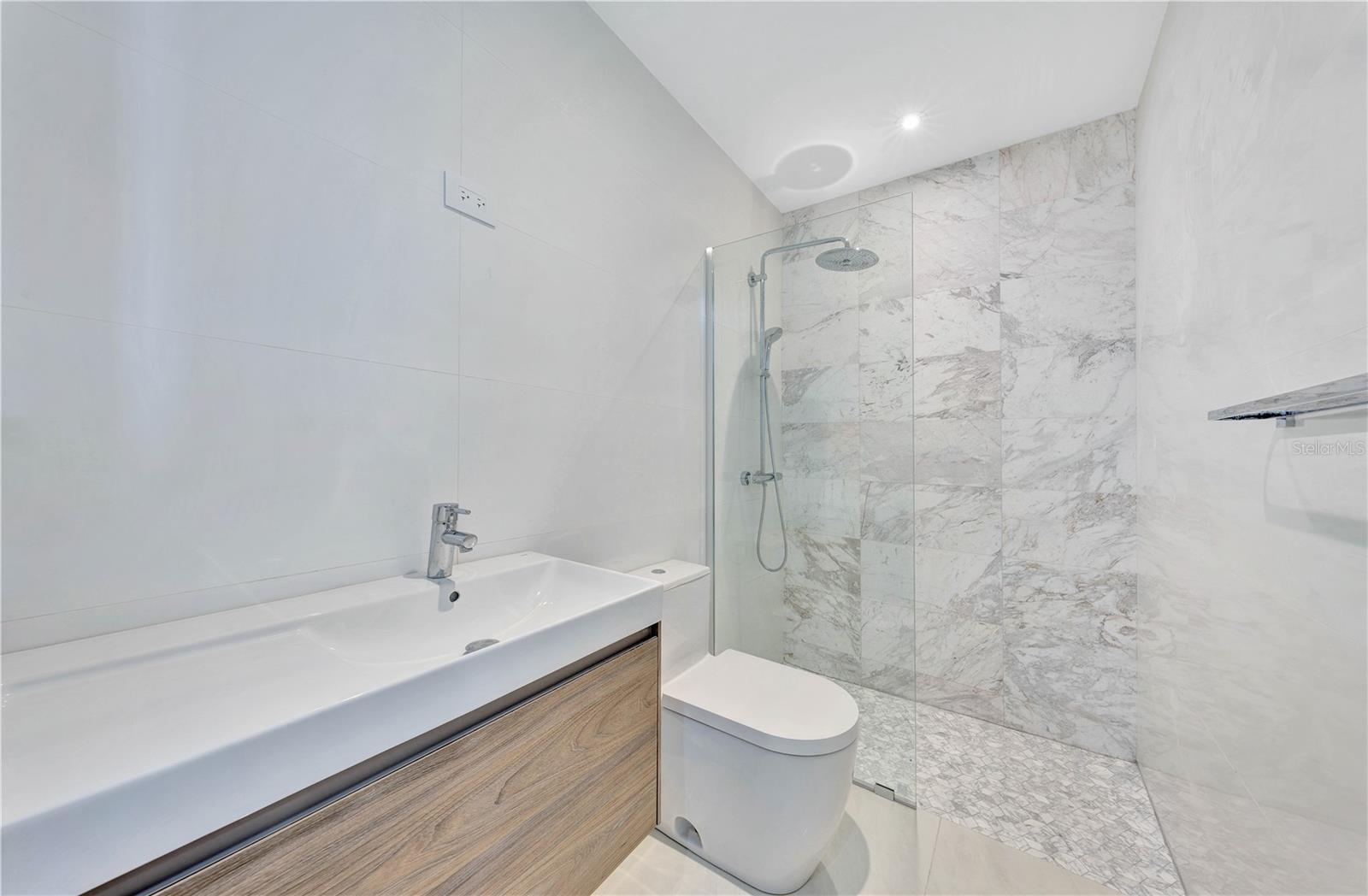 ISLA VERDE - Residential