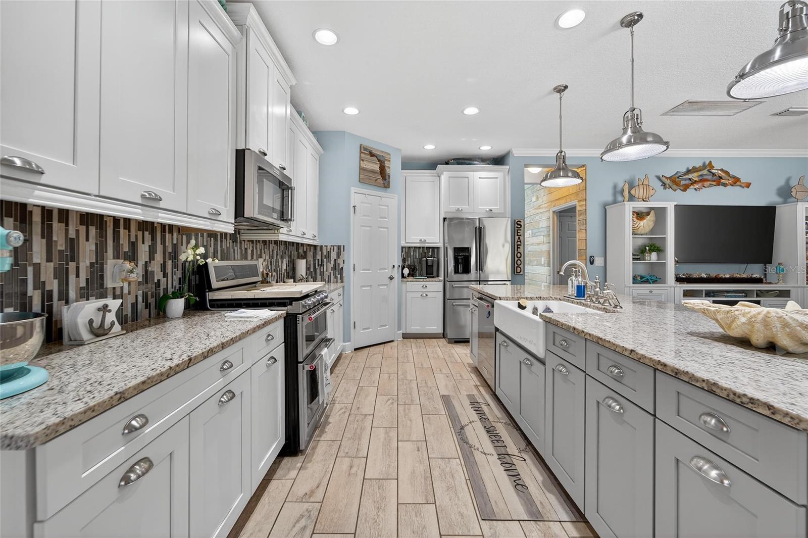 MIRABAY PRCL 22 - Residential Lease