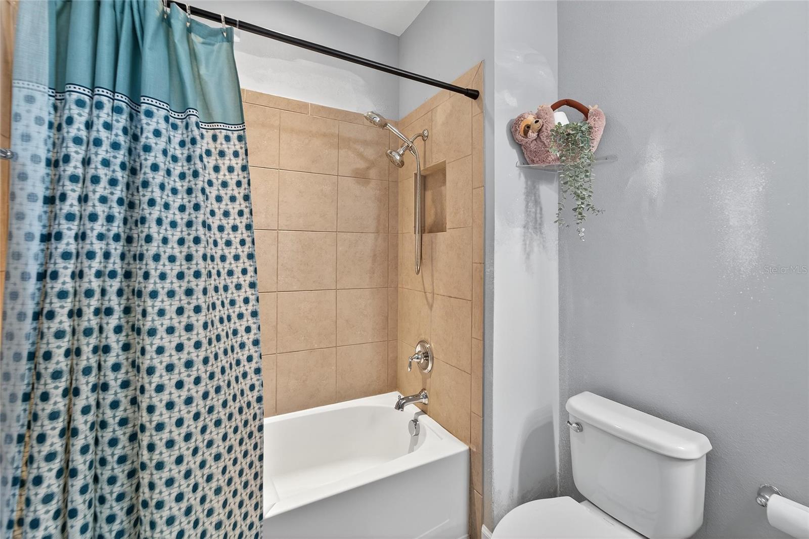 MIRABAY PRCL 22 - Residential Lease