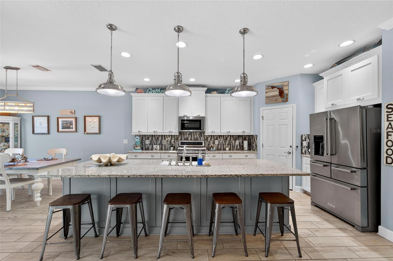 MIRABAY PRCL 22 - Residential Lease