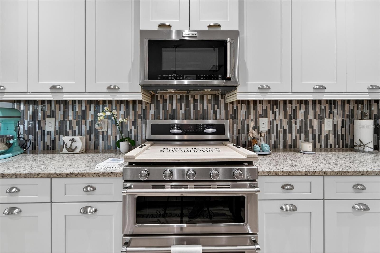 MIRABAY PRCL 22 - Residential Lease