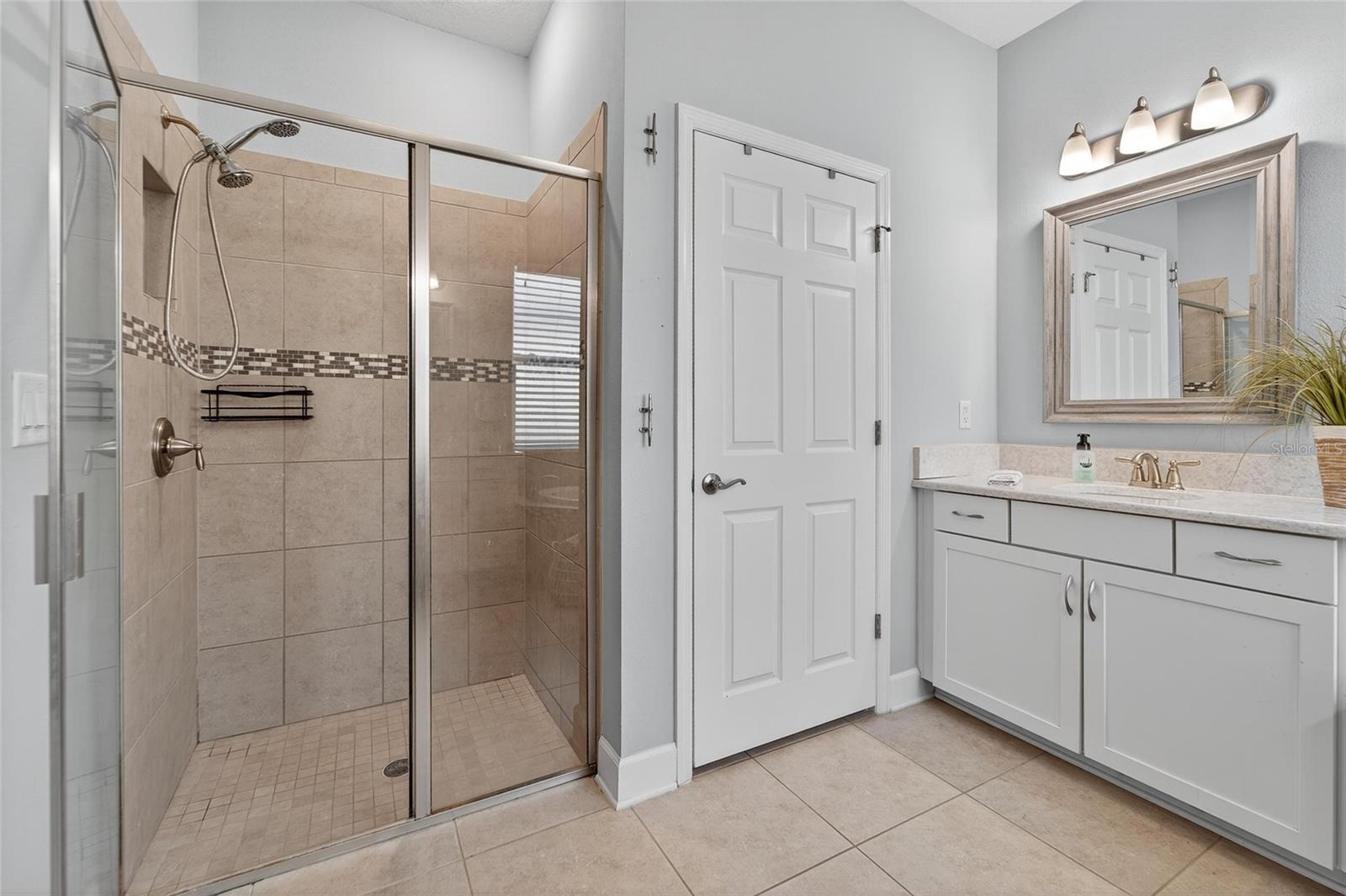 MIRABAY PRCL 22 - Residential Lease