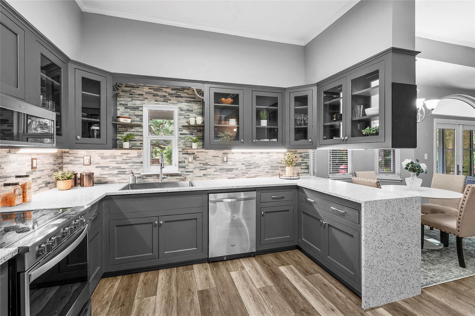 COUNTRY BROOKE ESTATES - Residential