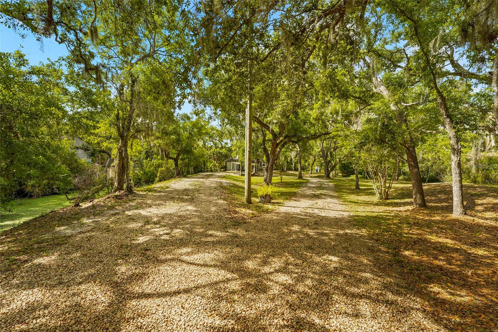 COUNTRY BROOKE ESTATES - Residential