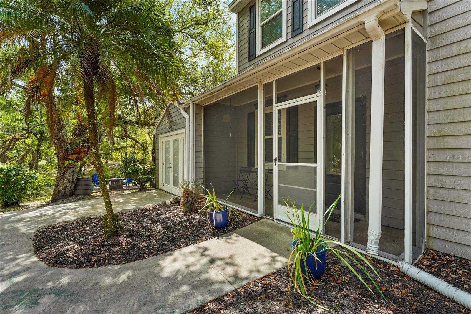 COUNTRY BROOKE ESTATES - Residential