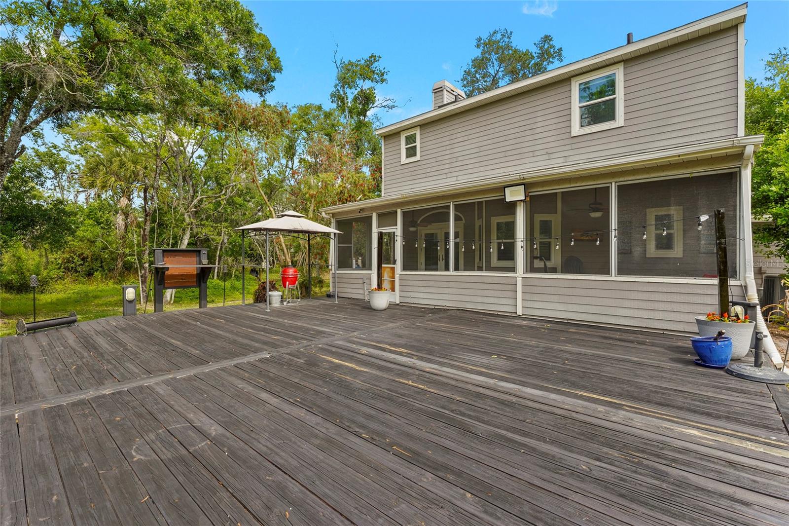 COUNTRY BROOKE ESTATES - Residential