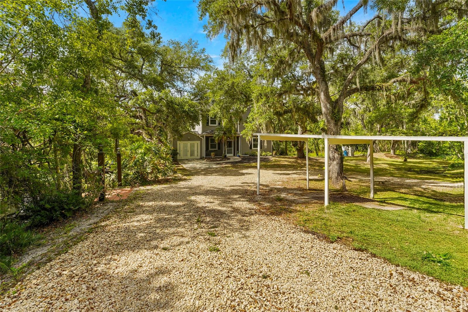 COUNTRY BROOKE ESTATES - Residential