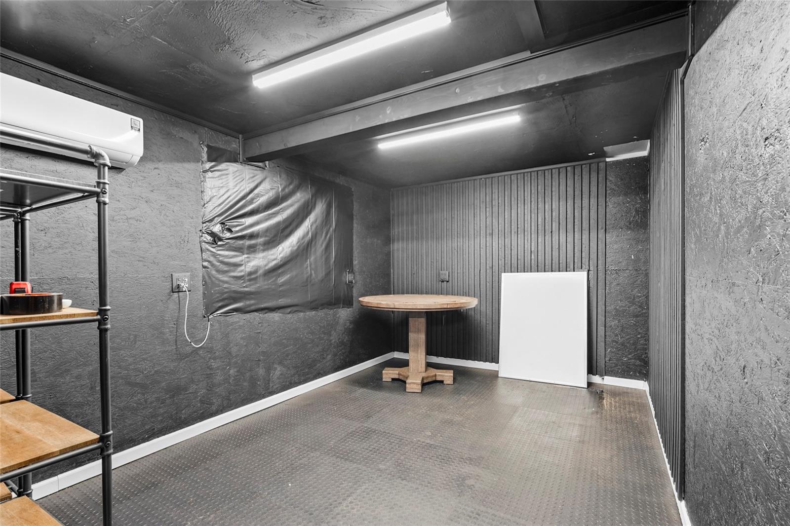 COUNTRY BROOKE ESTATES - Residential