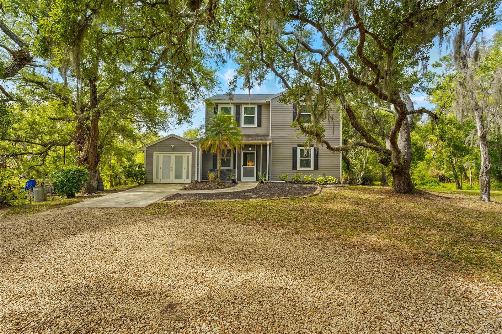 COUNTRY BROOKE ESTATES - Residential