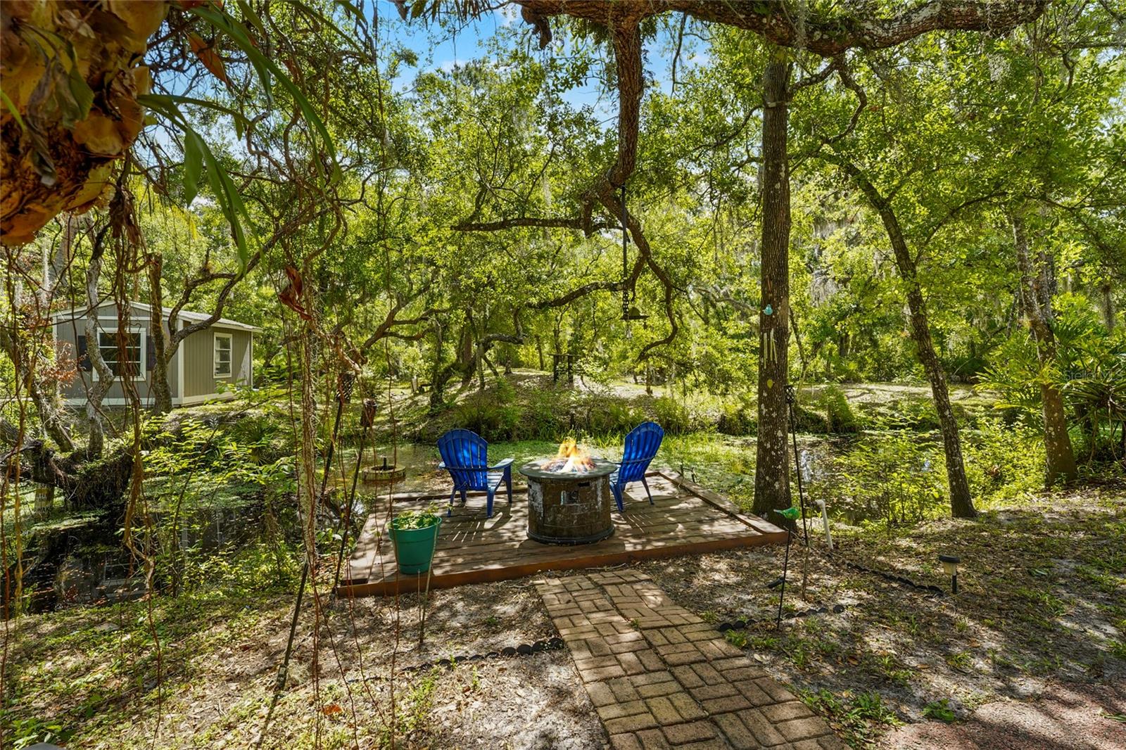 COUNTRY BROOKE ESTATES - Residential