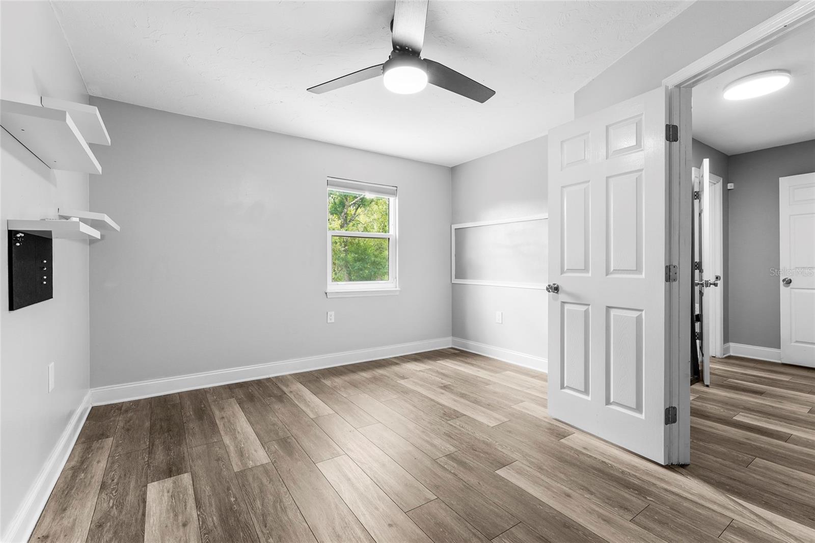 COUNTRY BROOKE ESTATES - Residential