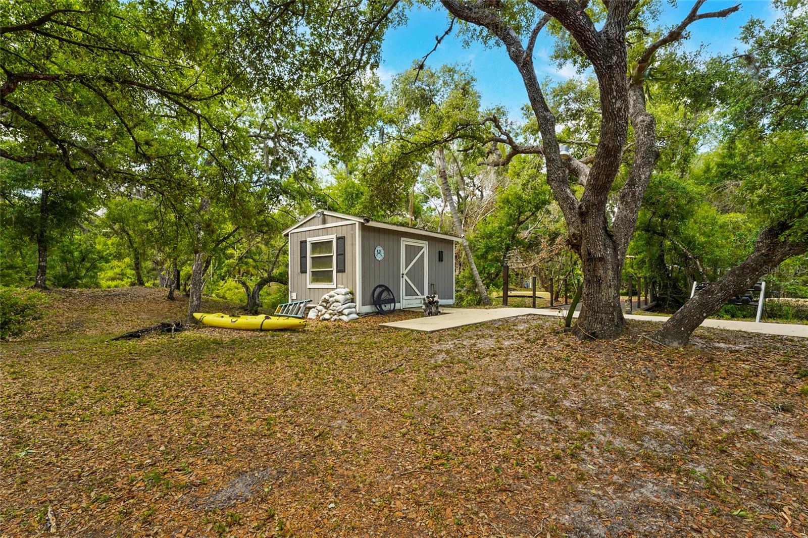 COUNTRY BROOKE ESTATES - Residential