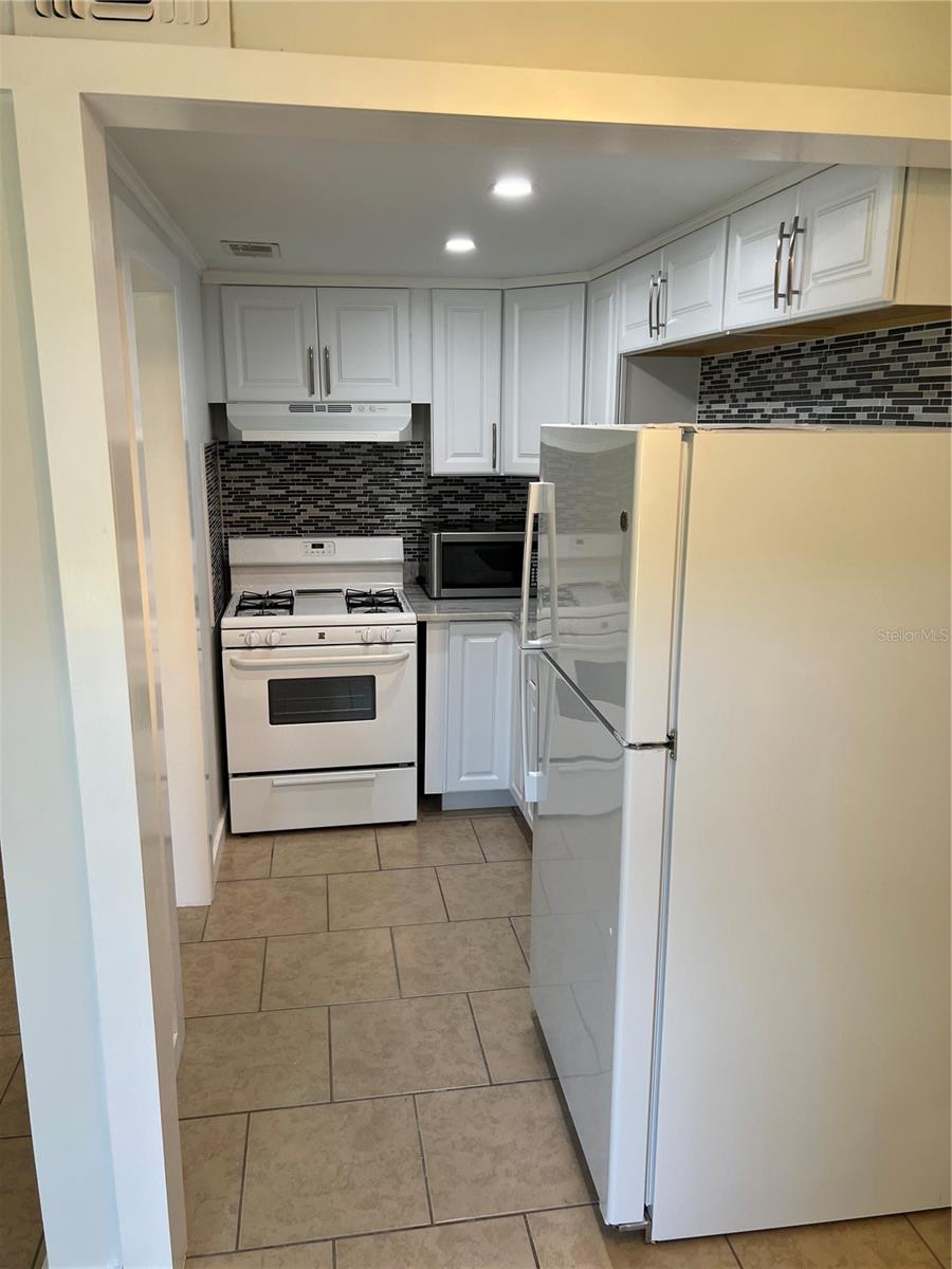 TOWN APTS CONDO - Residential