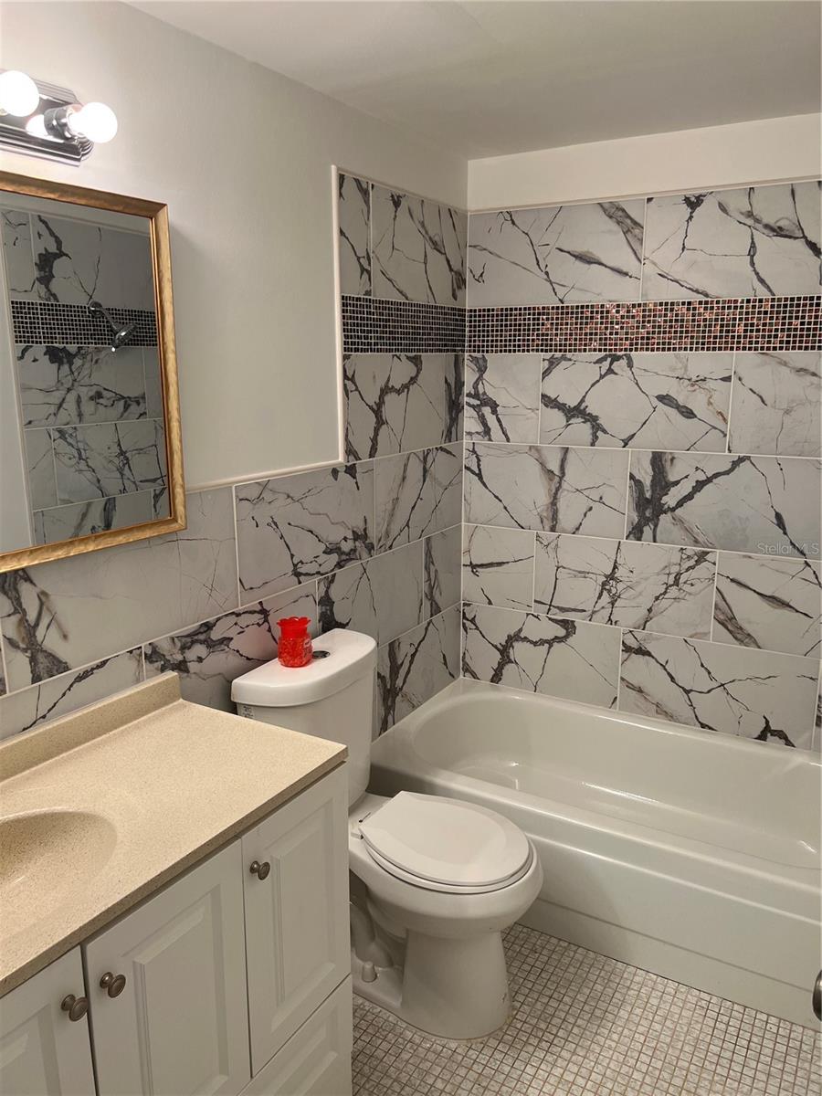 TOWN APTS CONDO - Residential