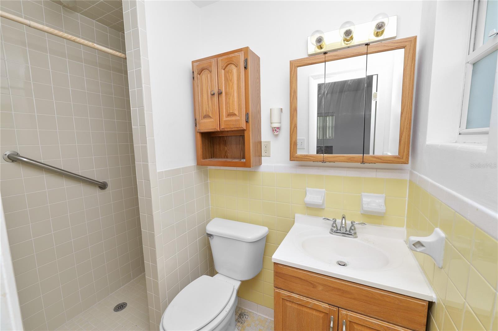 VALENCIA HEIGHTS SUB - Residential