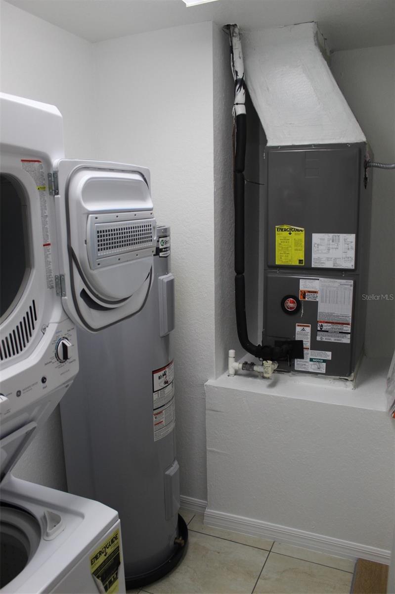 BUSHNELL PARK 01 - Residential