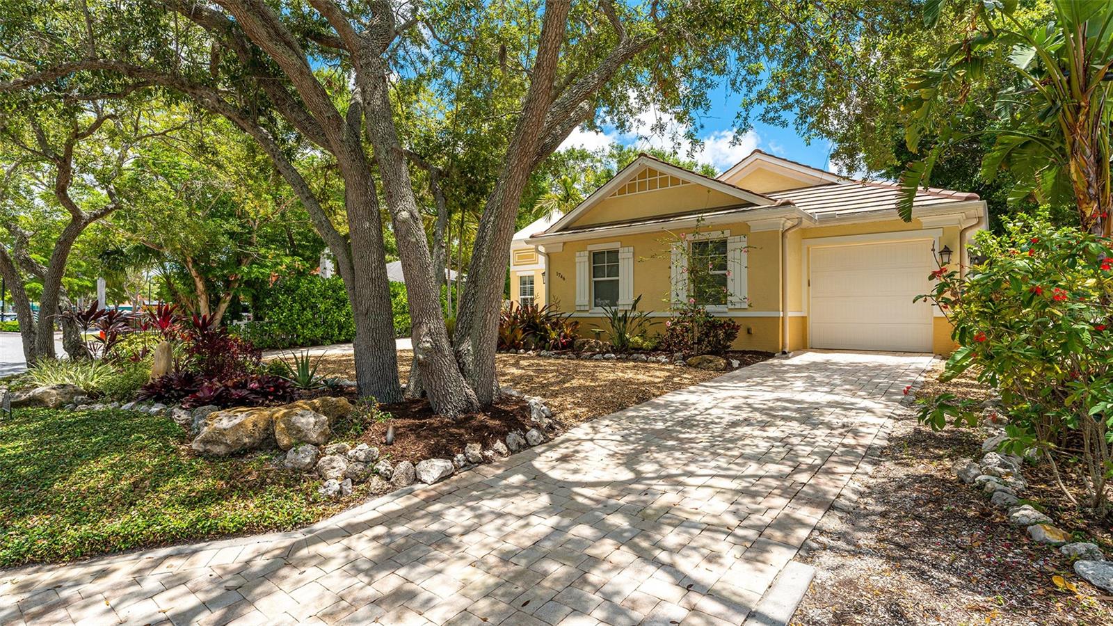 NICHOLS SARASOTA HEIGHTS - Residential