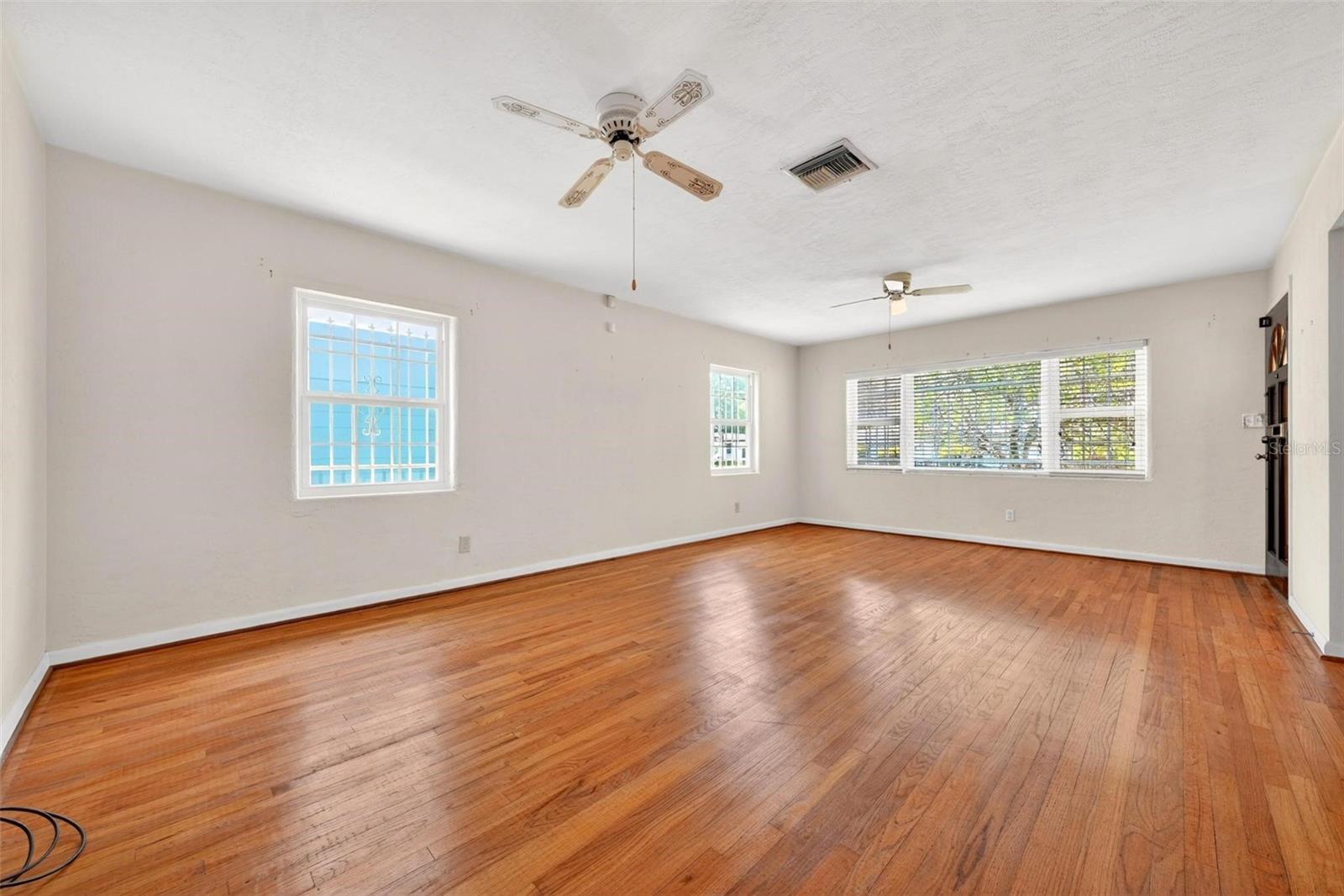 ARDMORE PARK 1ST ADD - Residential