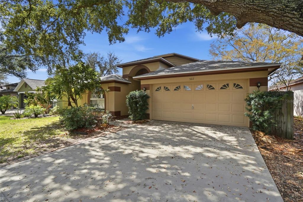 Photo of 522 Beth Ann Street, Valrico, FL 33594 (MLS # O6386446)