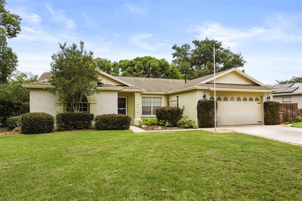 Photo of 14513 Pointe East Trail, Clermont, FL 34711 (MLS # O6414585)