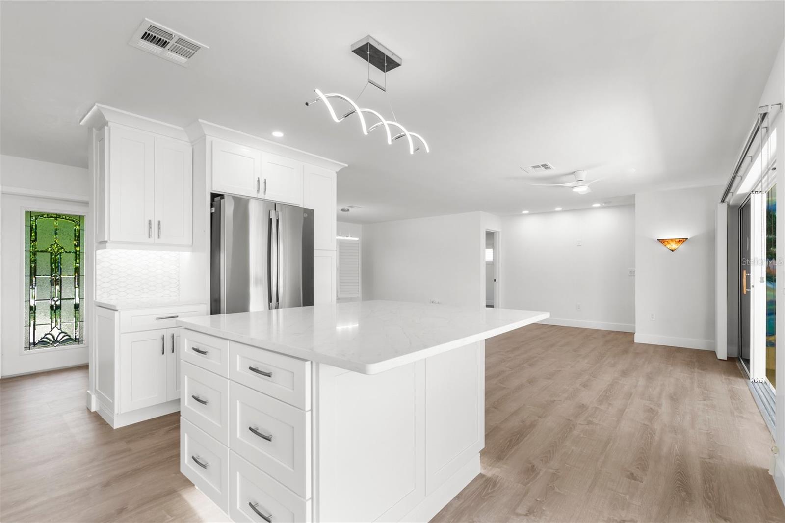 2160 PALM TREE DRIVE