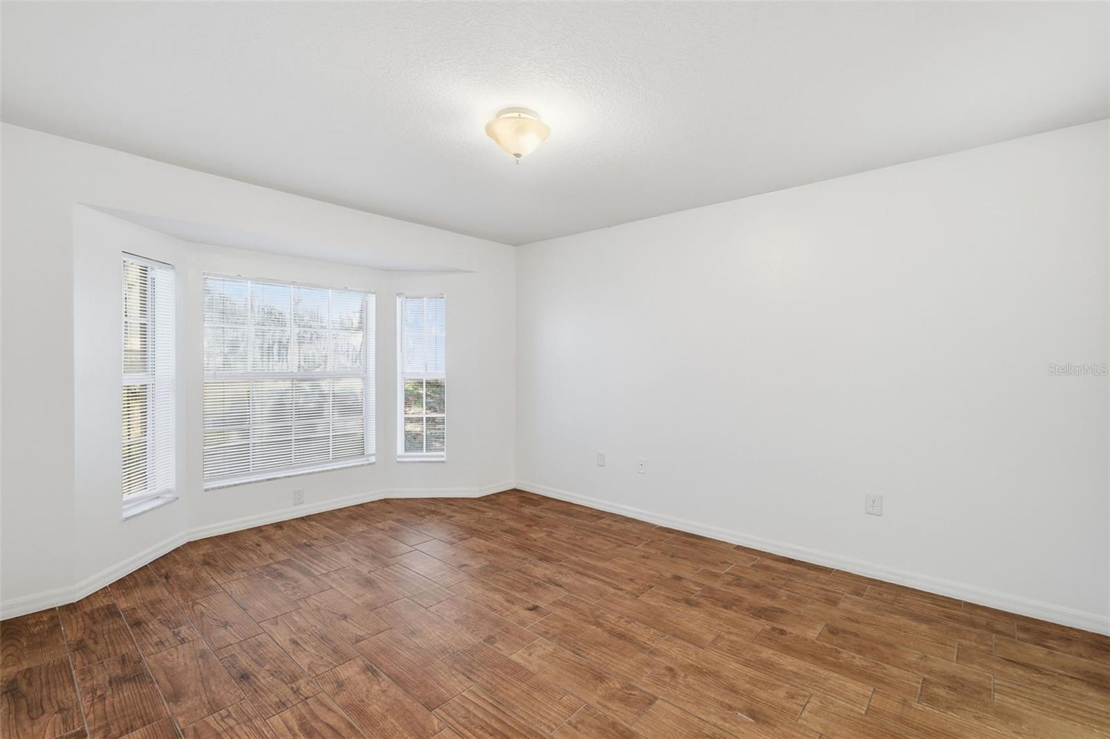 GROVES/BAYTREE PH 02 - Residential