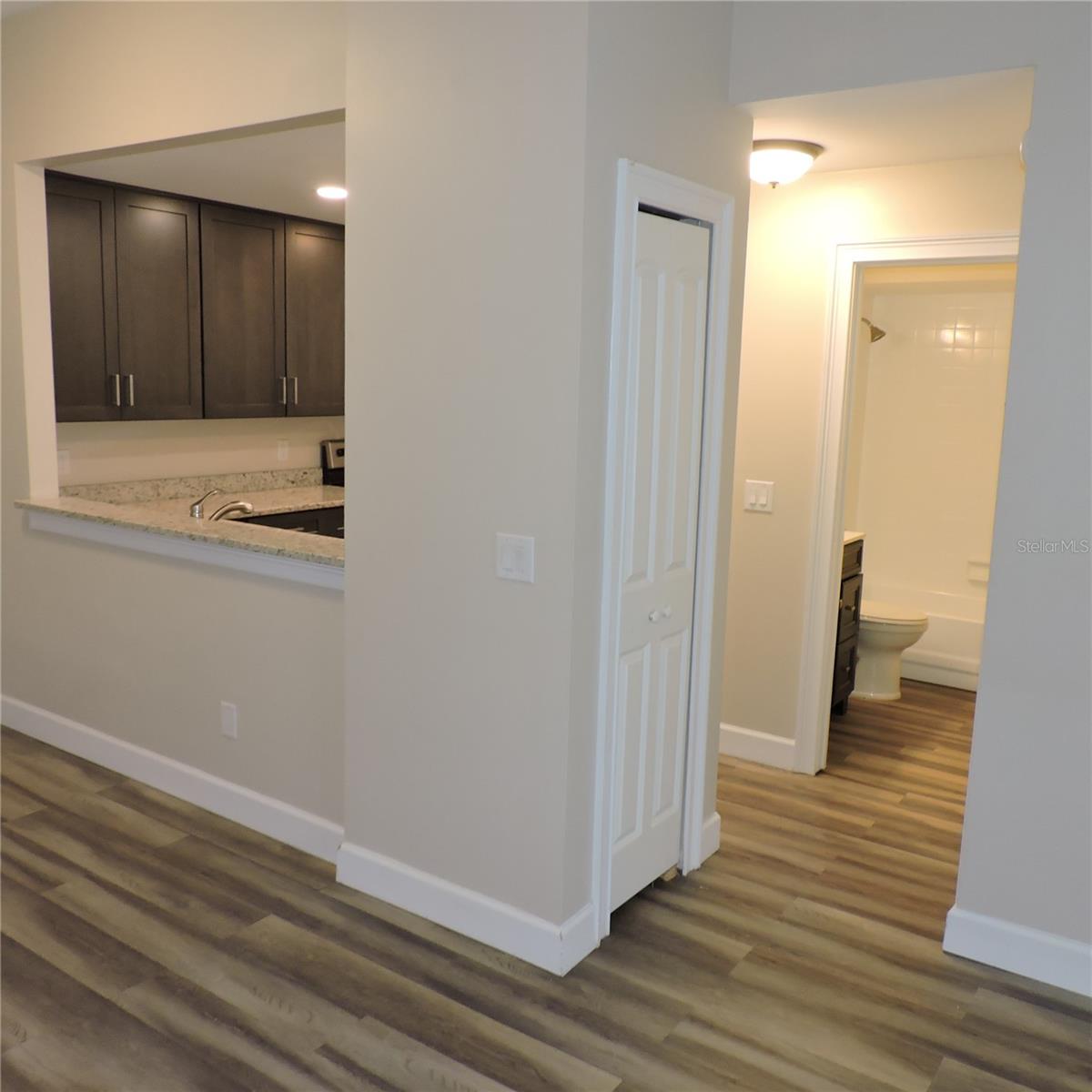 NORTHLAKE VILLAGE CONDO 6 - Residential