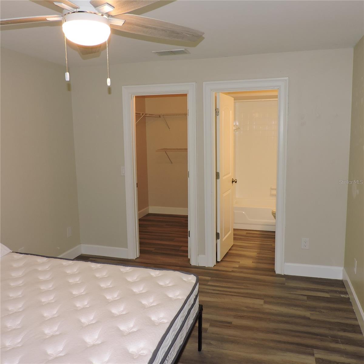 NORTHLAKE VILLAGE CONDO 6 - Residential