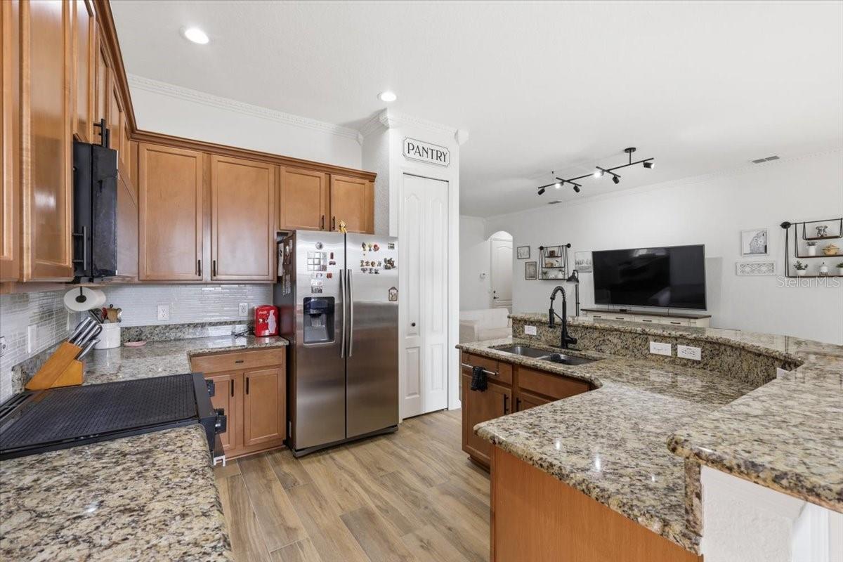 PRESTON SQUARE - Residential