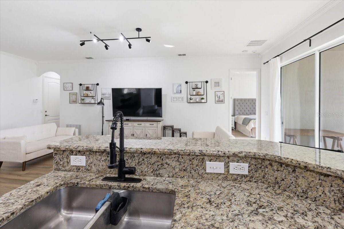 PRESTON SQUARE - Residential