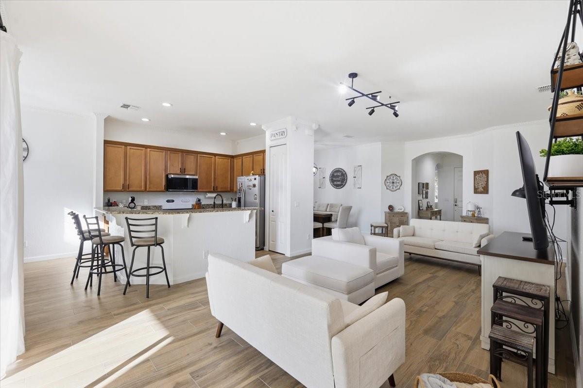 PRESTON SQUARE - Residential