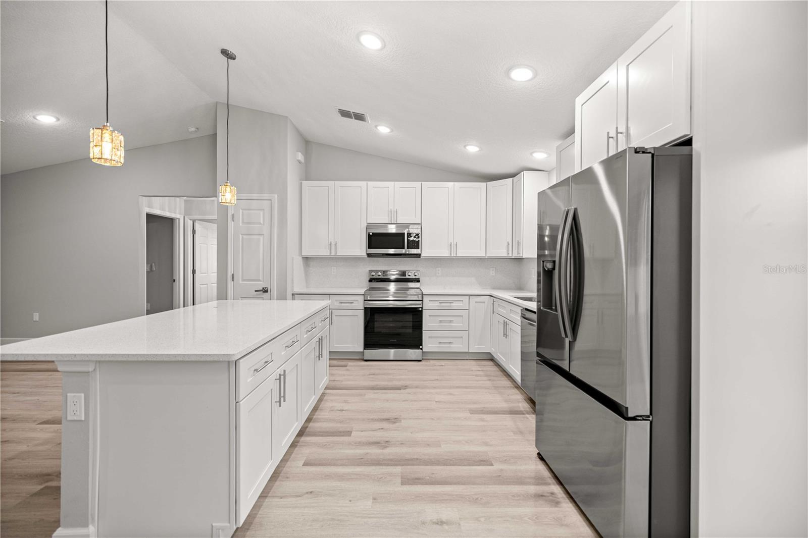 BELLEVIEW HEIGHTS ESTATE - Residential