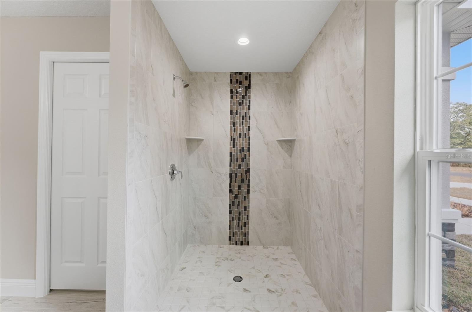 CITRUS SPGS UNIT 09 - Residential