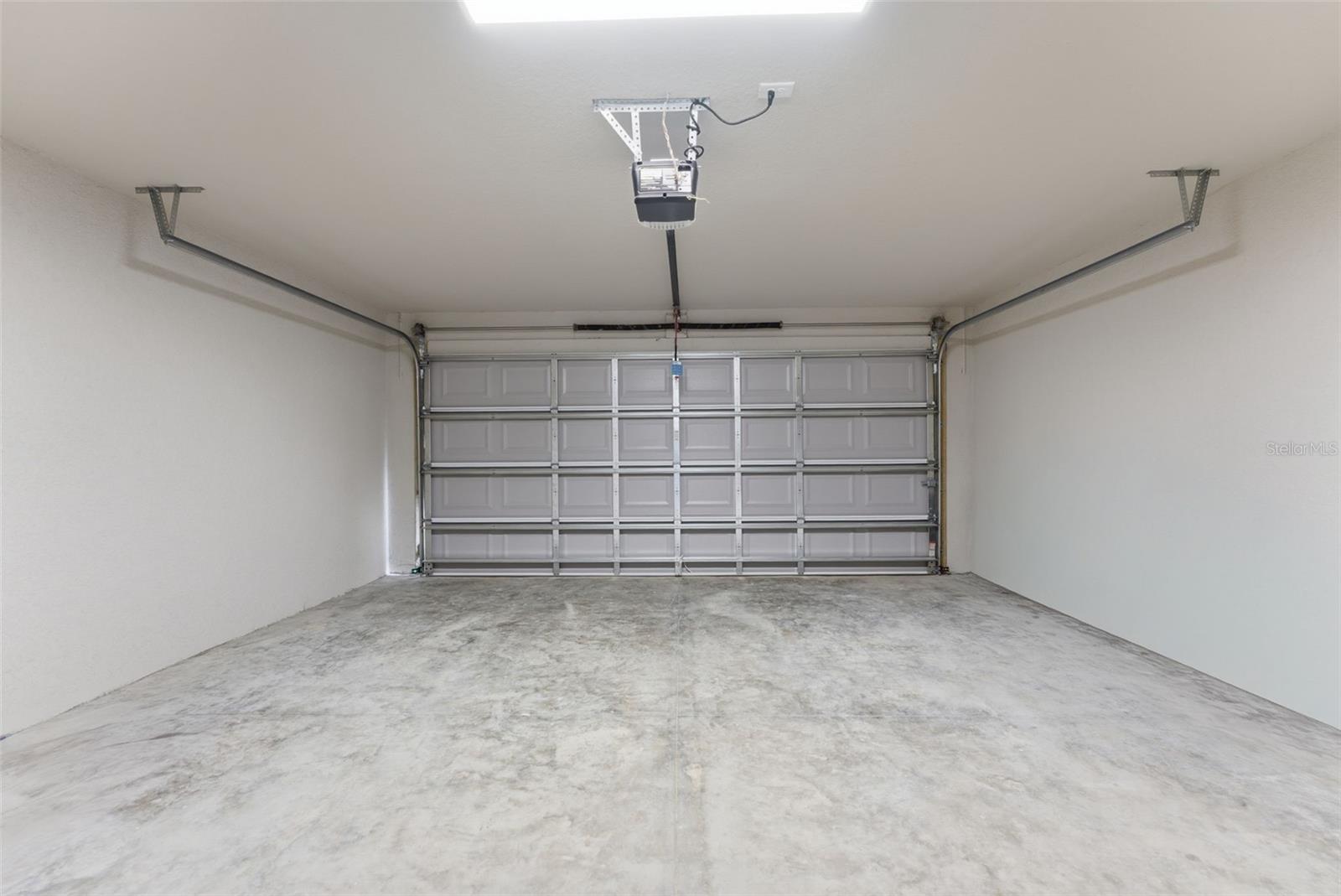 CITRUS SPGS UNIT 09 - Residential