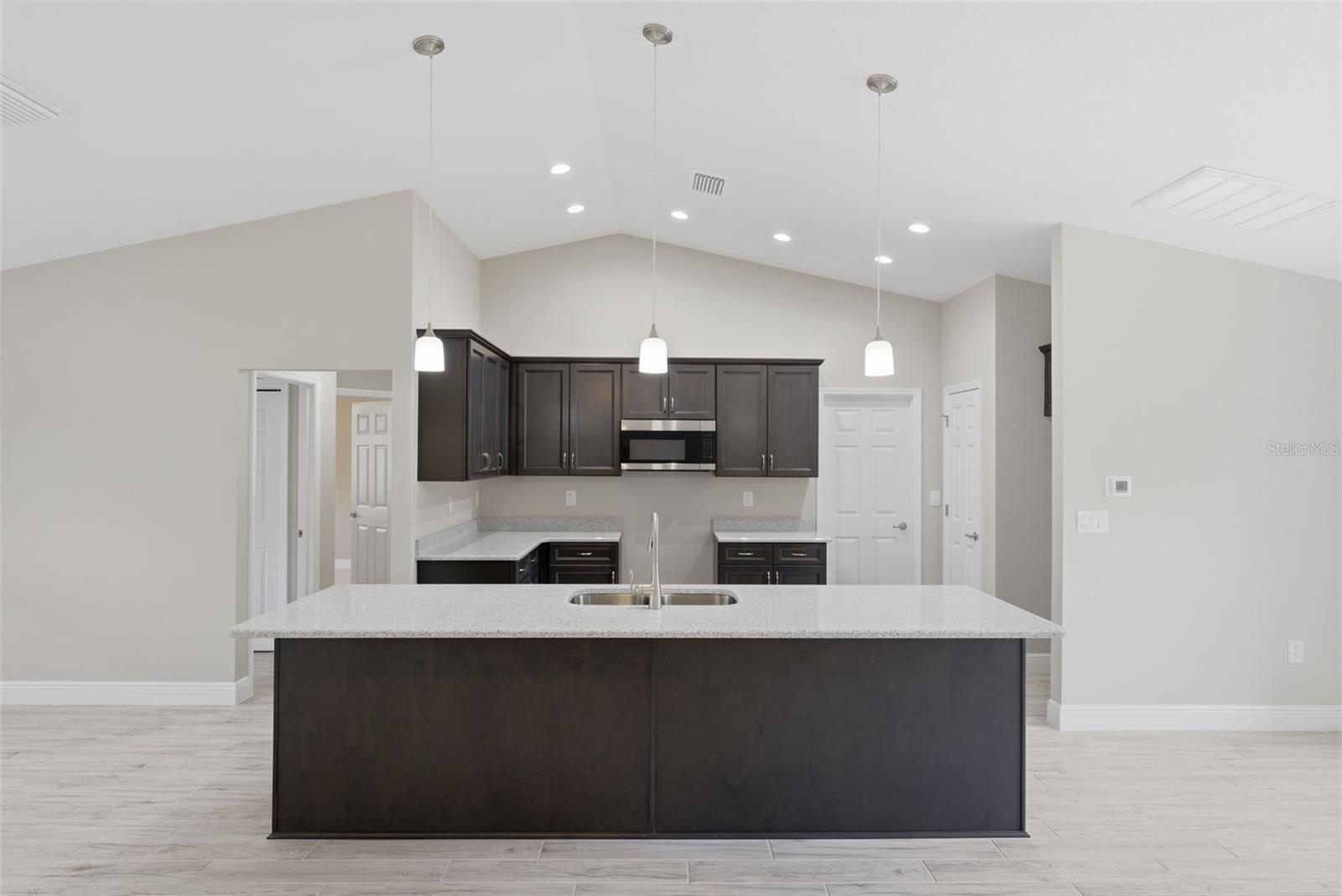 CITRUS SPGS UNIT 09 - Residential